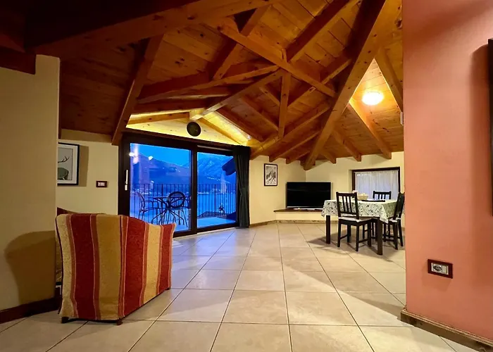Roberta Apartment